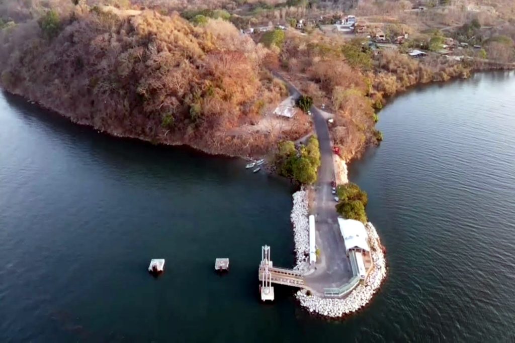 Naranjo beach ferry